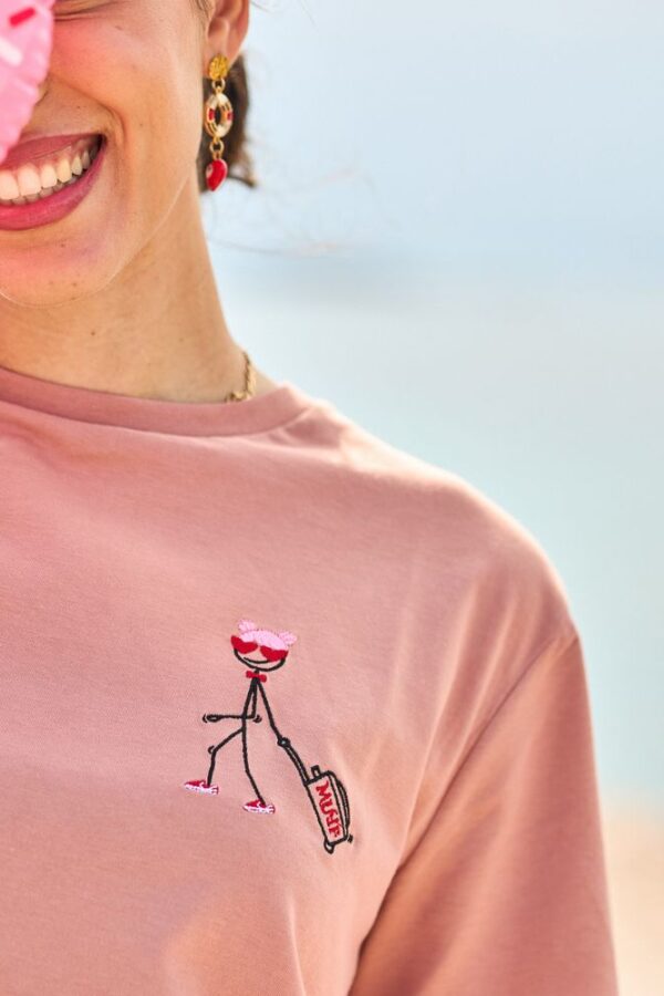 pink shirt