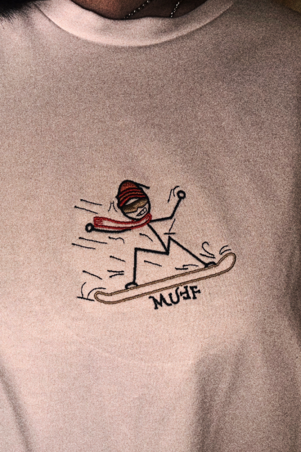 oversized t-shirt snowboard