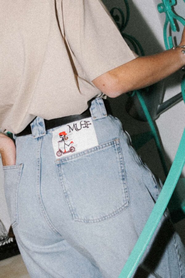 jean wide leg with patch