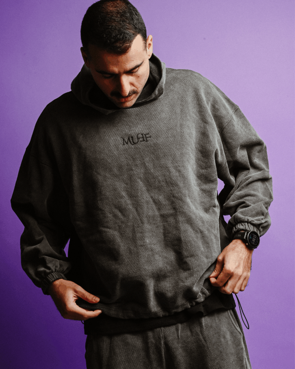 oversized γκρι φορμεσ με κεντημα muff